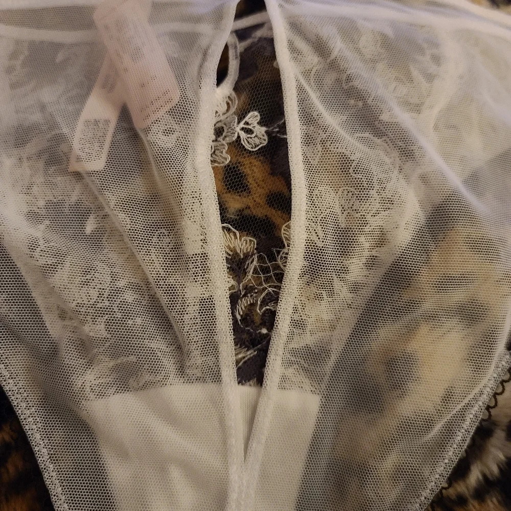 PINK Victoria Secret Panties - Picture 5 of 12